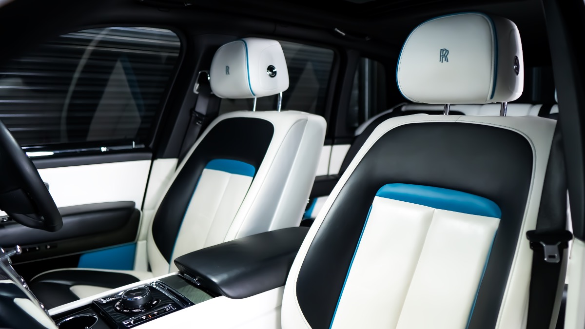 2021 Rolls-Royce Cullinan Image 6